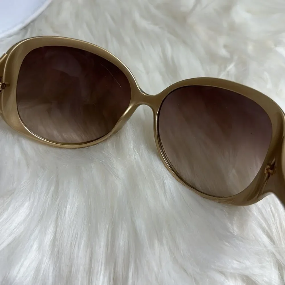 💯Authentic Dior Sunglasses with Case🍀
